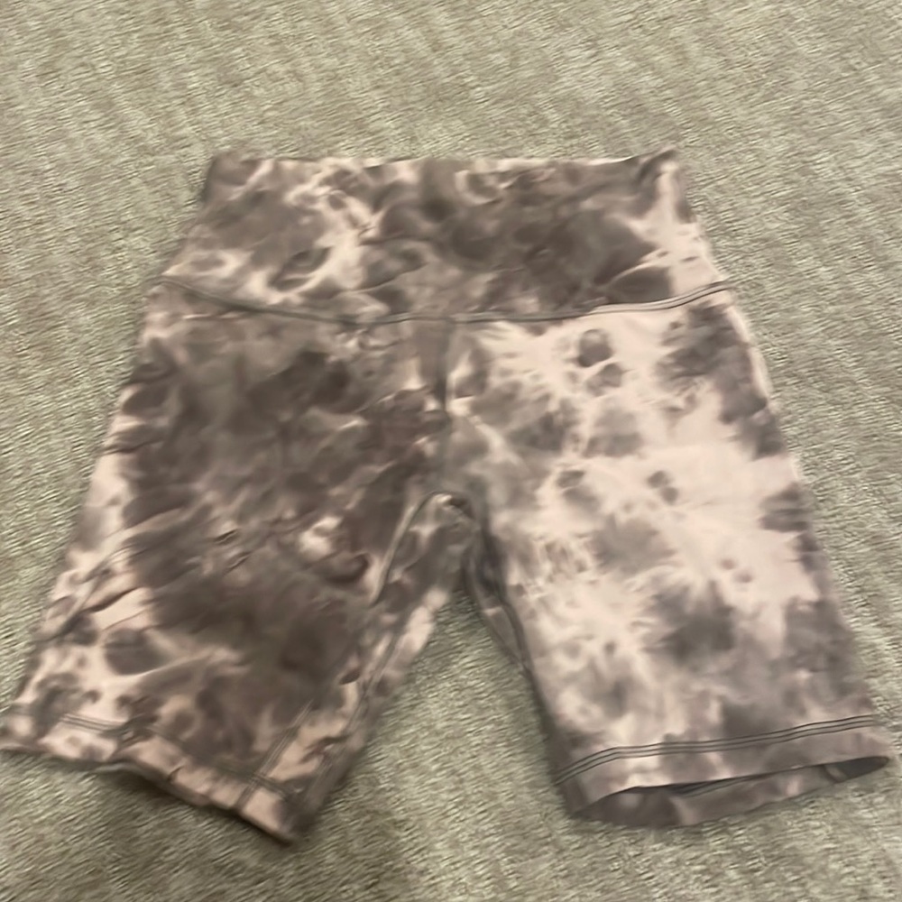 Lulu lemon align biker shorts